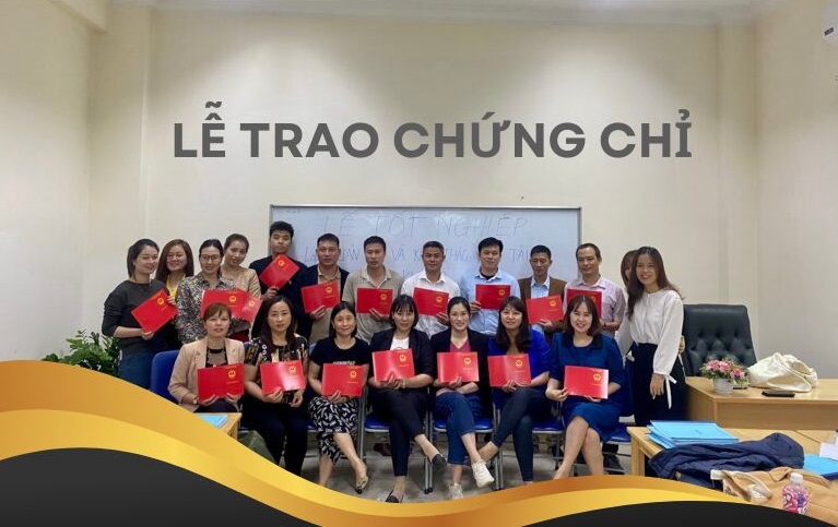 Lễ trao chứng chỉ vận tải